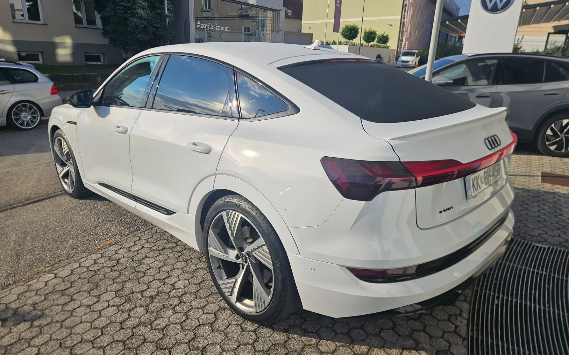 Zunanja slika - Audi e-tron - 55 quattro S line - 4