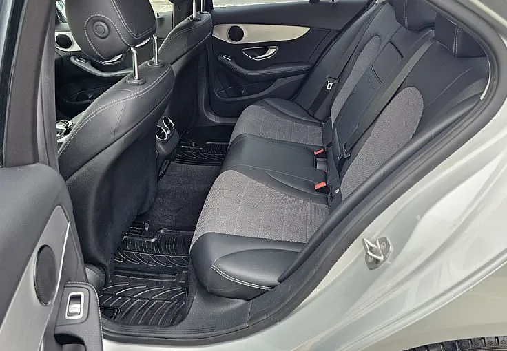 Zunanja slika - Mercedes-Benz C-Razred - C 2.2d AVANTGARDE|FuLED|Usnje|kamera|NAVI|Panorama - 10