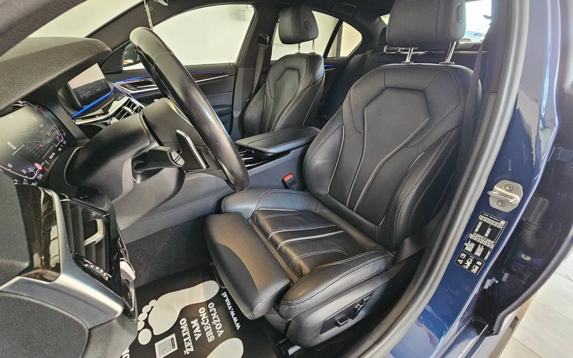 Notranja slika - BMW serija 5: - 530d xDrive M-OPTIC |AERO|VIRTUAL|KAMERA|RADAR|A20 - 8