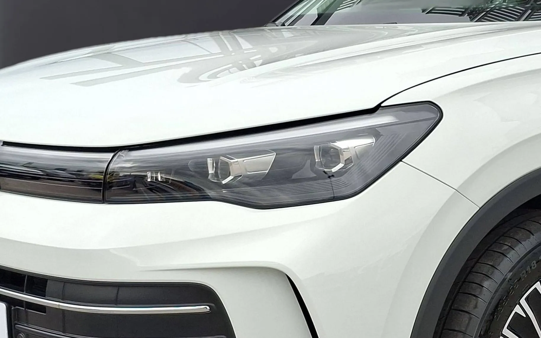 Zunanja slika - Volkswagen Tiguan - 1.5 eTSI BMT 4All DSG - 5