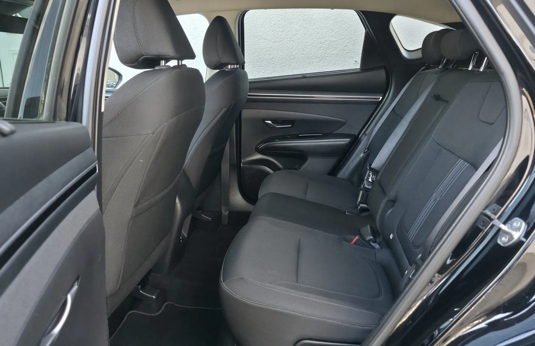 Zunanja slika - Hyundai Tucson - 1.6CRDI DCT Premium BI-LED•BLIS•GRETJE•KEYLES•18C• - 7