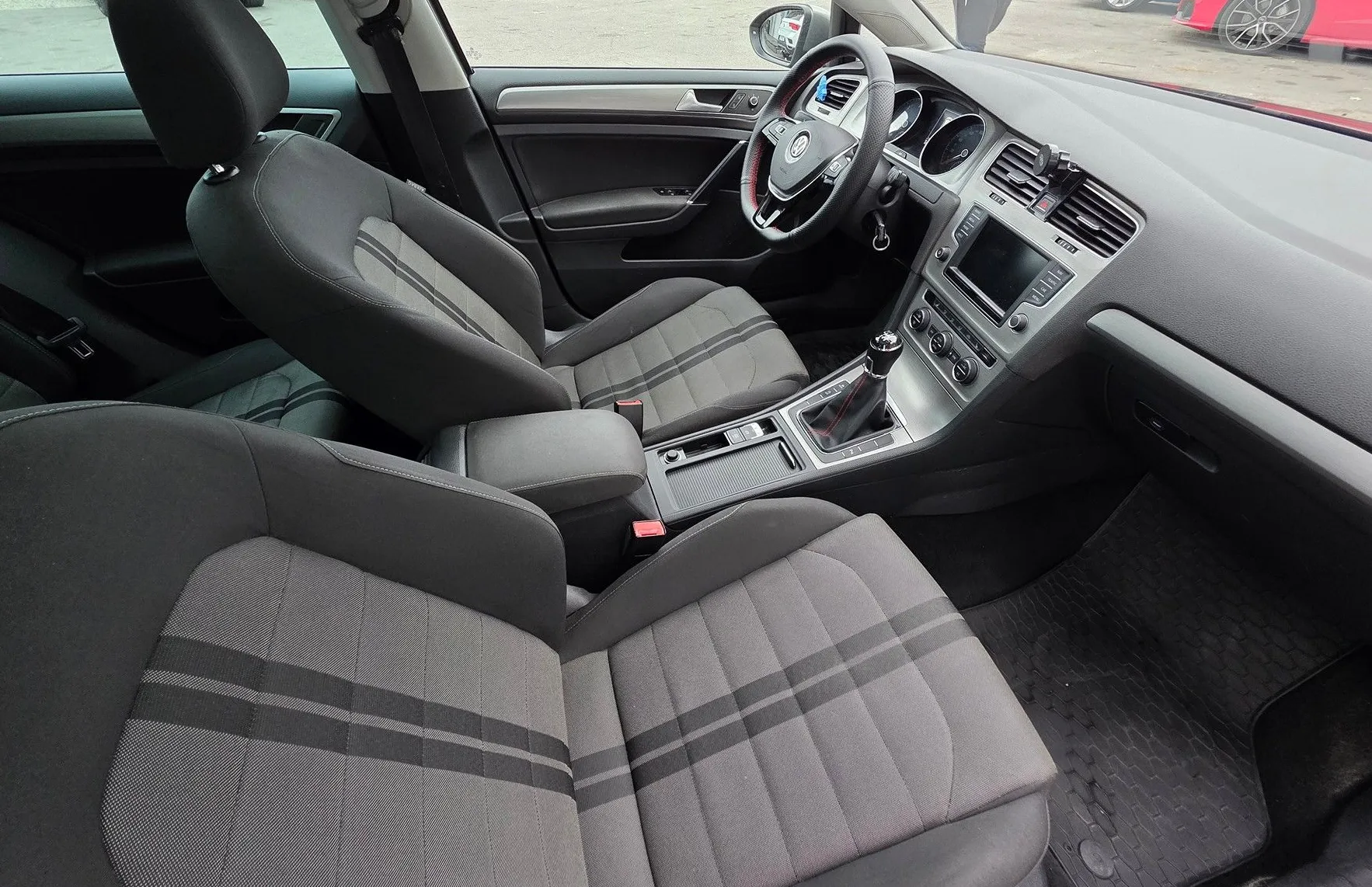 Zunanja slika - Volkswagen Golf - Variant 2.0TDI BMT R-LINE BI-XENON-PANORAMA-NAVI-GRETJE SŽ - 11