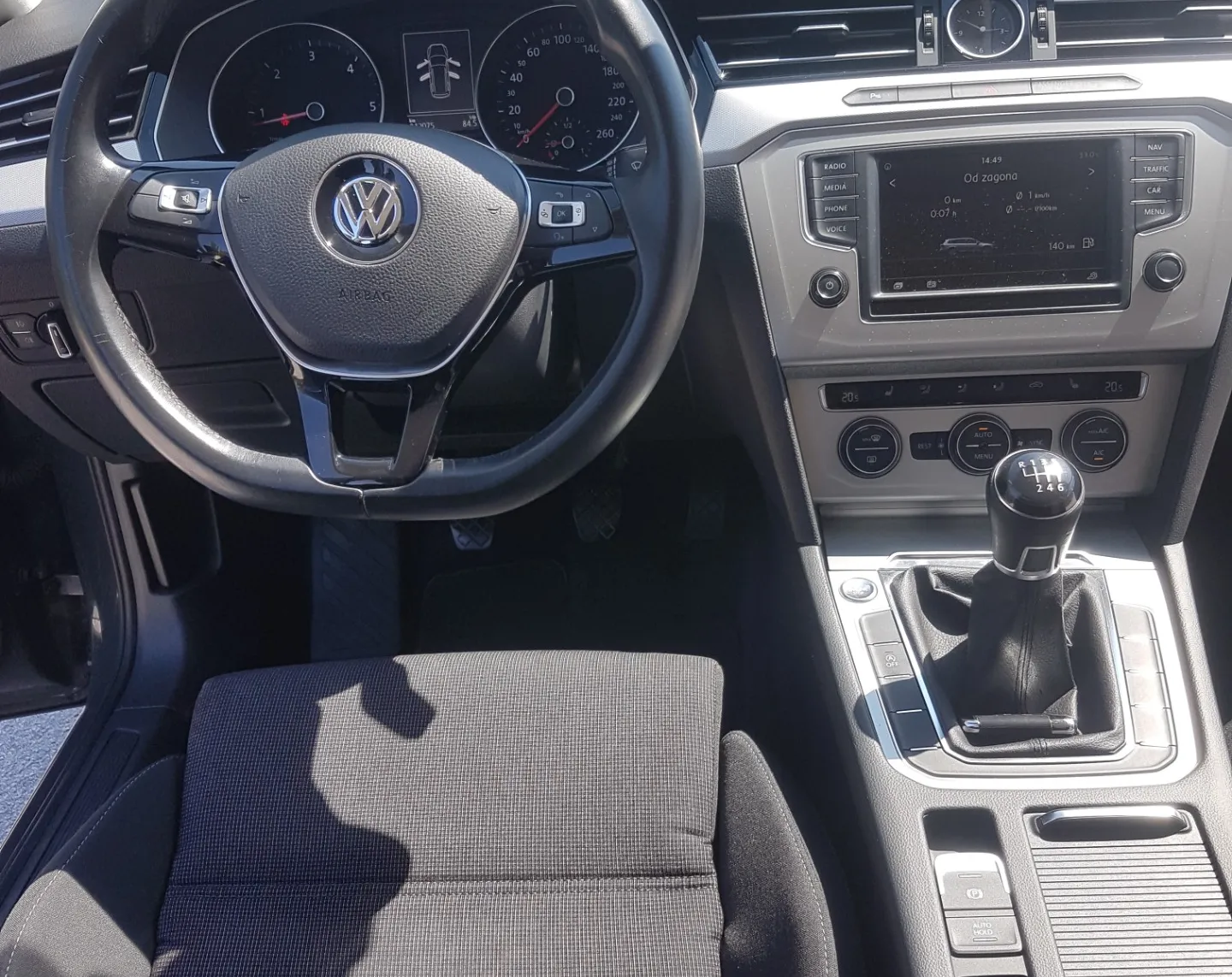 Zunanja slika - Volkswagen Passat - 2,0 TDI BMT Highline - 10