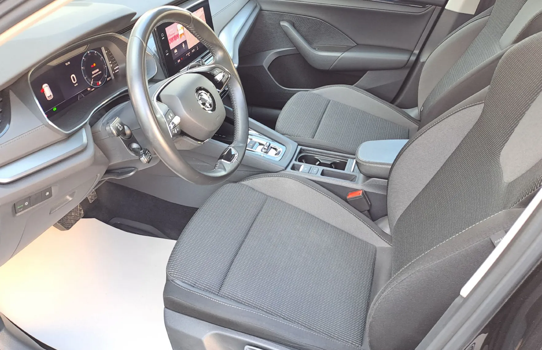 Zunanja slika - Škoda Octavia - Combi 2.0 TDI Ambition DSG - 5
