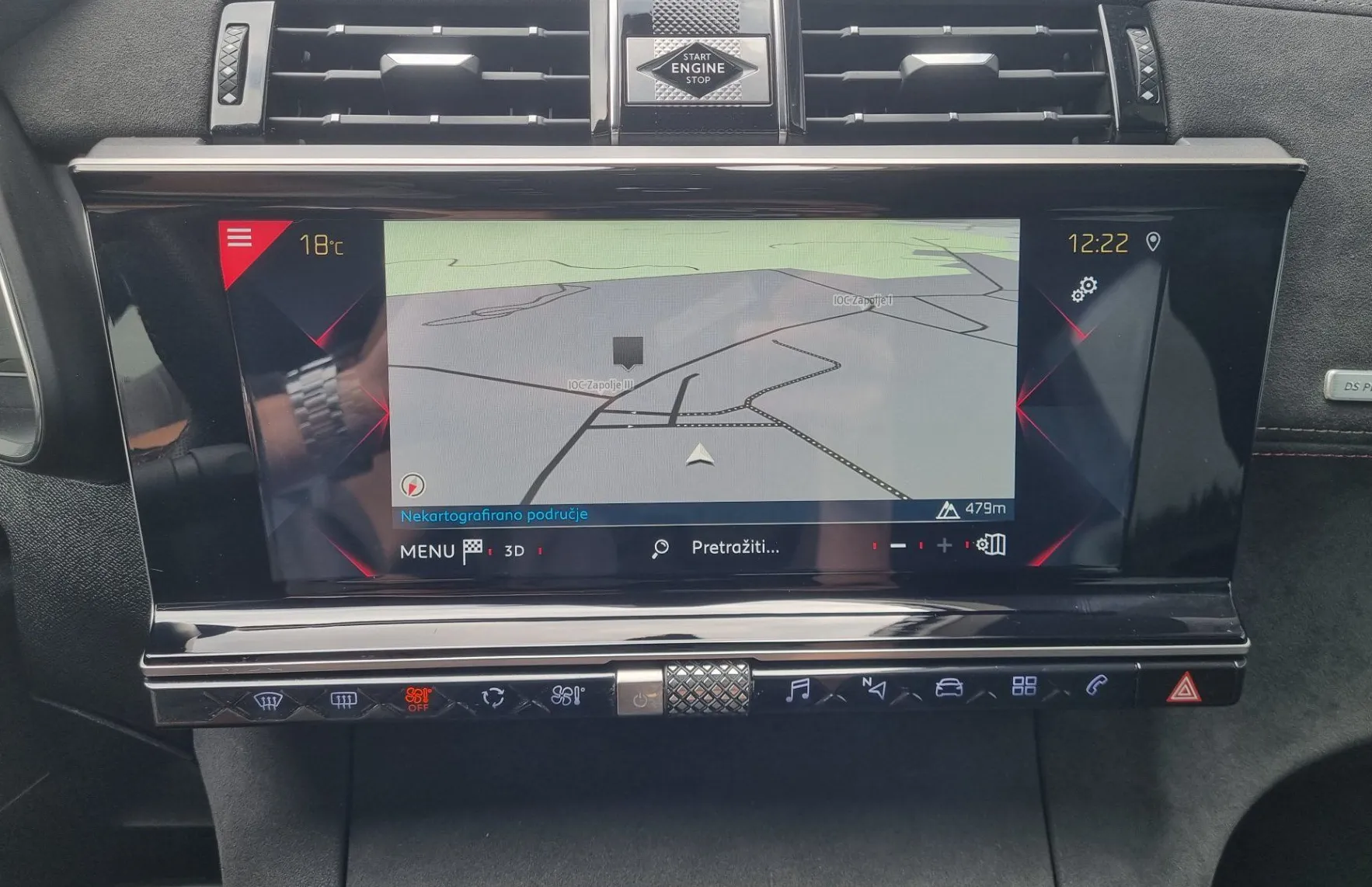 Zunanja slika - DS DS 7 Crossback - 1.2 PT PERFORMANCE LINE - AKCIJSKA CENA - 17