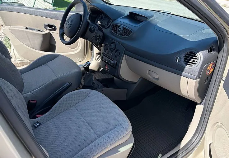 Zunanja slika - Renault Clio - 1.2 16V Dynamique Confort KOT NOV 1 LASTNIK - 10