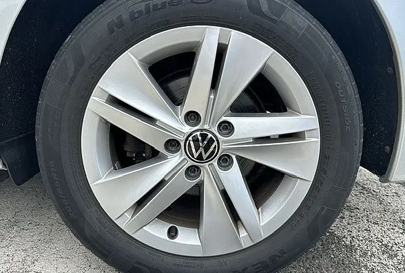 Zunanja slika - Volkswagen Golf - Variant 2.0 TDI DSG°°1.Lastnik°°Odlično ohranjen - 5