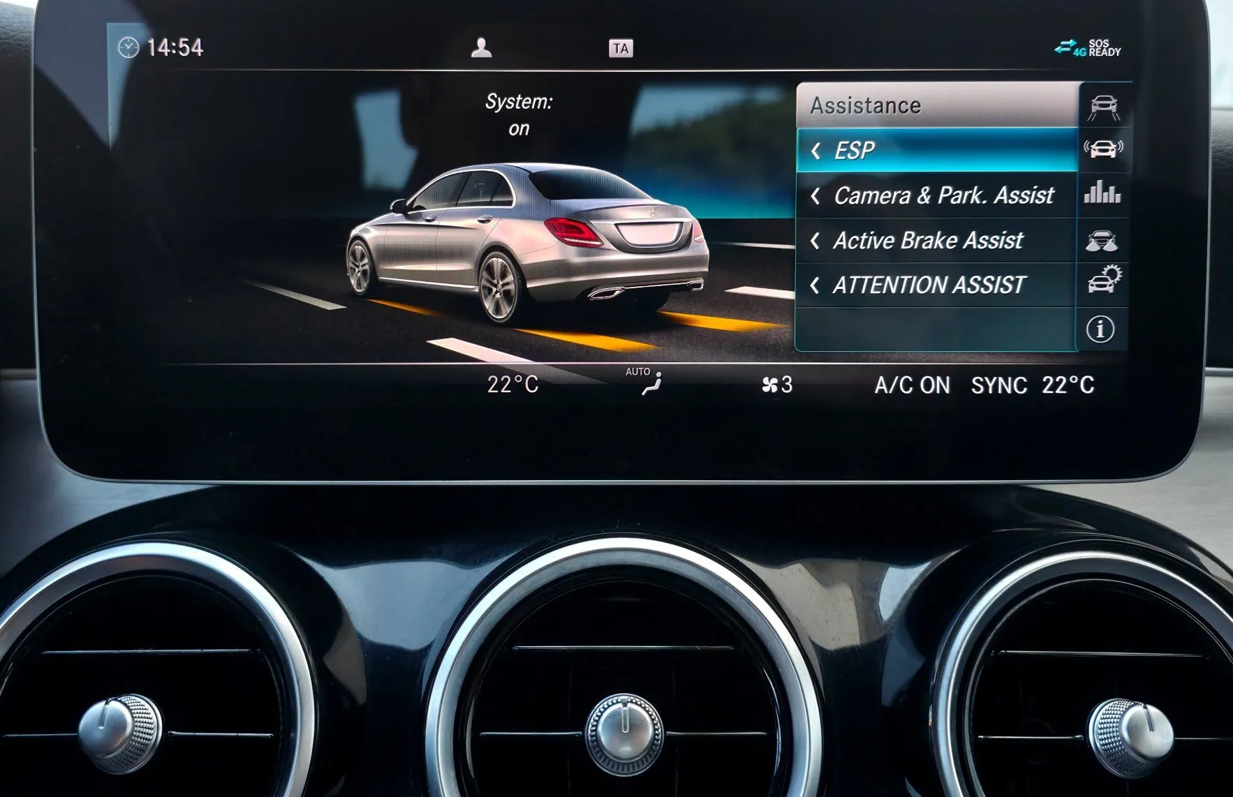 Zunanja slika - Mercedes-Benz C-Razred - 180d AMG Line Avt. LED•TEMP•NAVI•KAMERA•F1•18C - 16