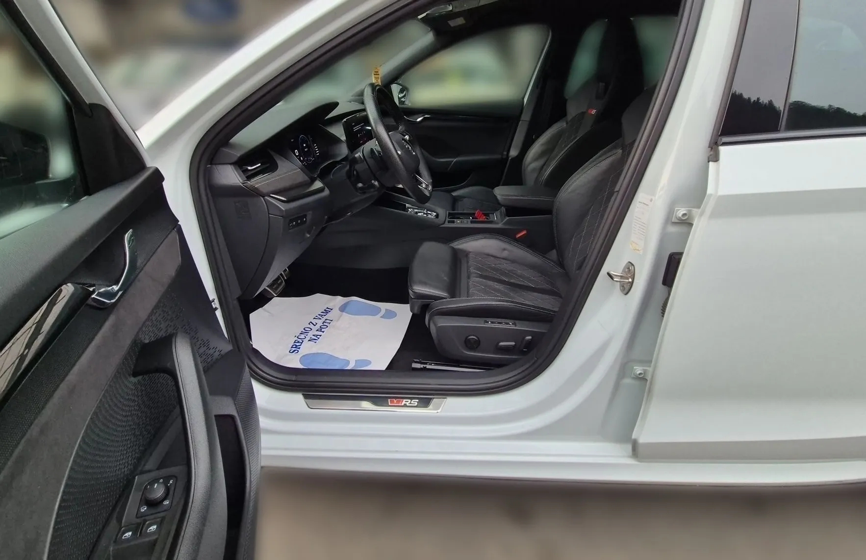 Zunanja slika - Škoda Octavia - RS 2.0TDI 200PS DSG 4X4-1.LAST-LED-RADAR-NAVI-PDC - 10