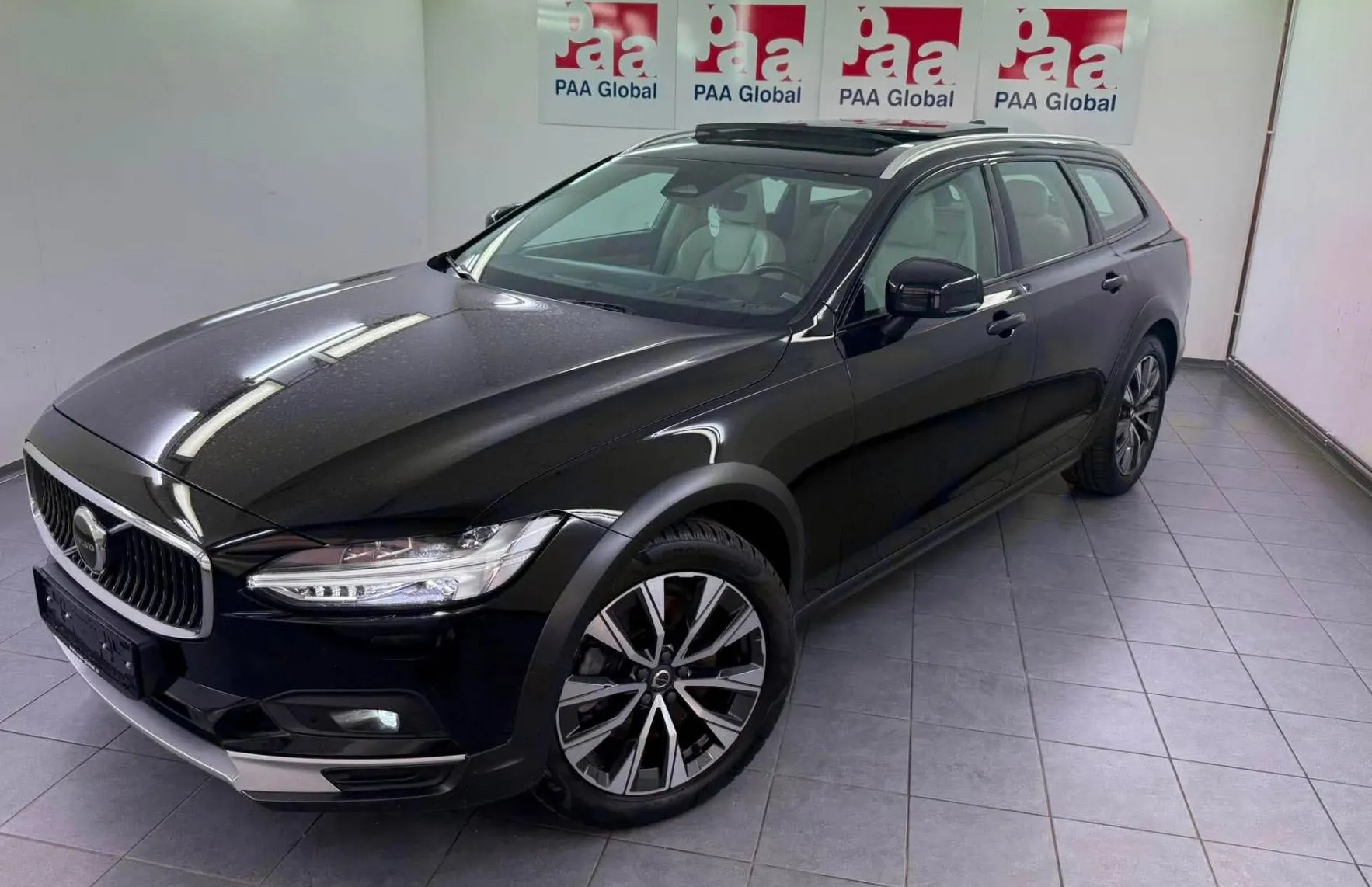 Zunanja slika - Volvo V90 Cross Country - 2.0 DIZEL 145 KW.PANORAMA.KAMERA.LED.ACC.USNJE. - 1