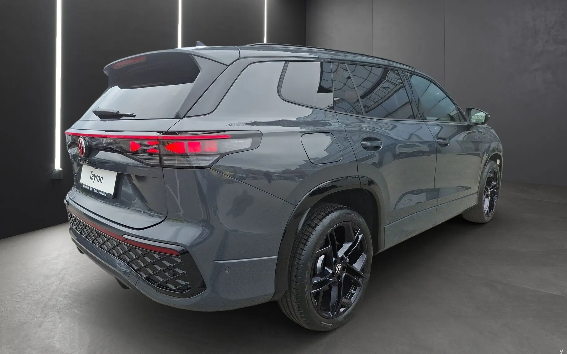 Zunanja slika - Volkswagen Tayron - 1.5 TSI eHybrid 4Joy DSG - 3