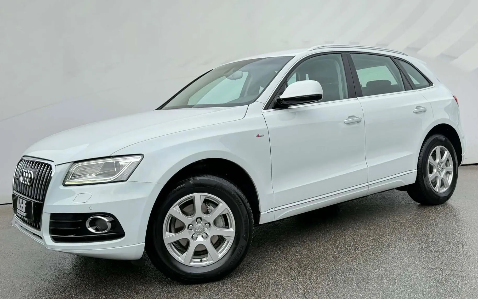 Zunanja slika - Audi Q5 - 2.0 TDI-Q-4X4-AUT-XENON+LED-LIZING ZA TUJCE- - 1