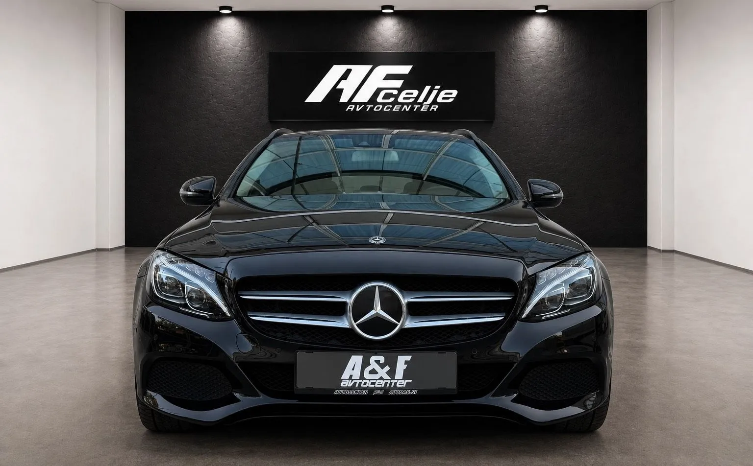 Zunanja slika - Mercedes-Benz C-Razred - 220CDI-AUT-SPORT-FUL LED-LIZING ZA TUJCE-ACC-NAV - 2