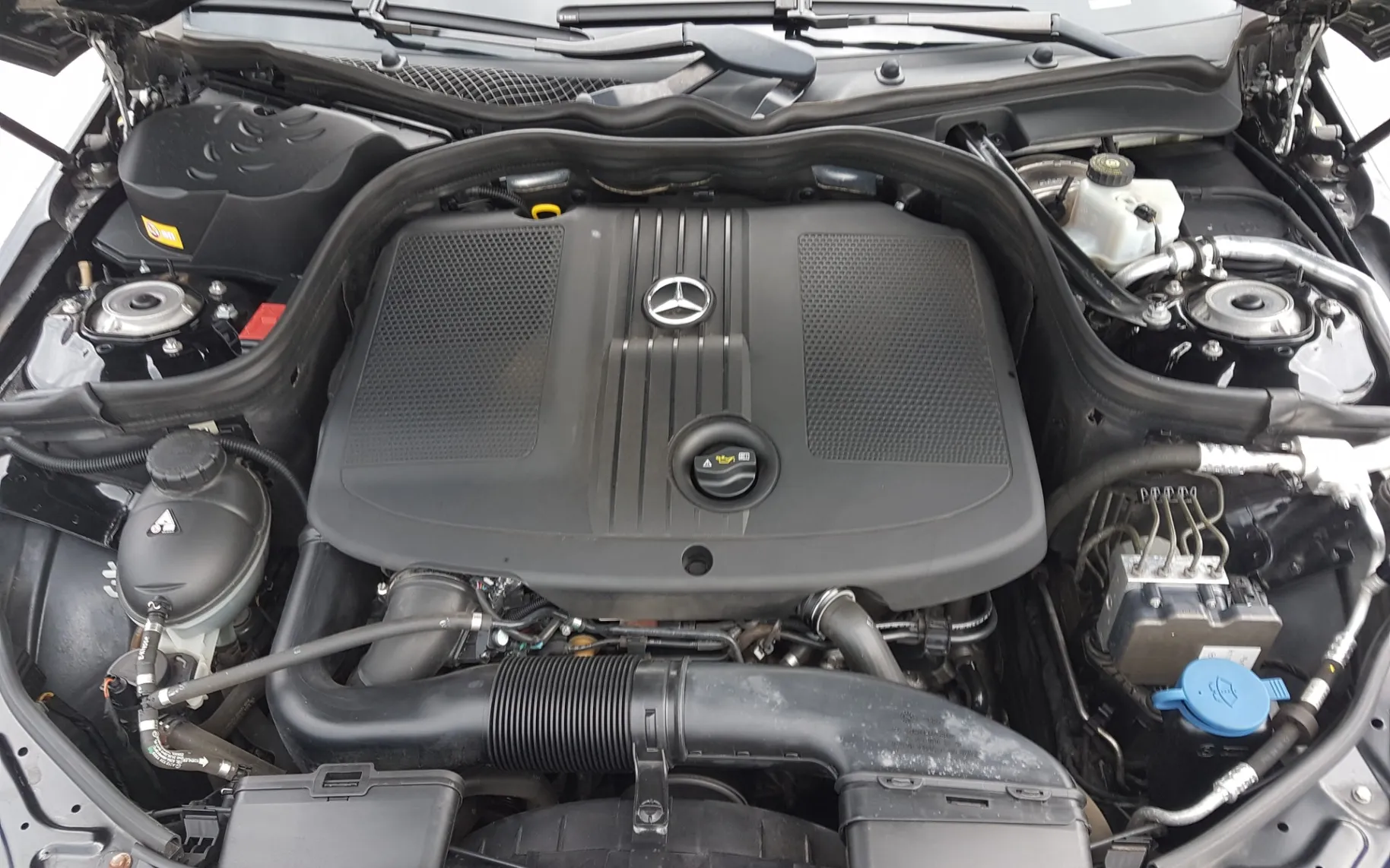 Zunanja slika - Mercedes-Benz E-Razred - 220 CDI AUT. - 18