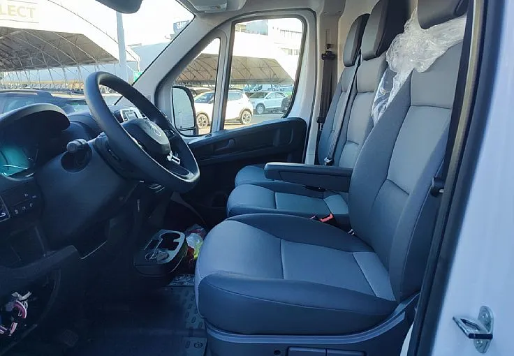 Zunanja slika - Citroën Jumper Confort - 35 L3H2 - 6