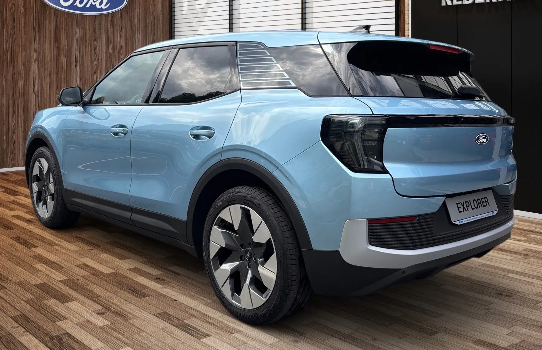 Zunanja slika - Ford Explorer - EV PREMIUM 286PS 79kWh RWD- NA ZALOGI - 5