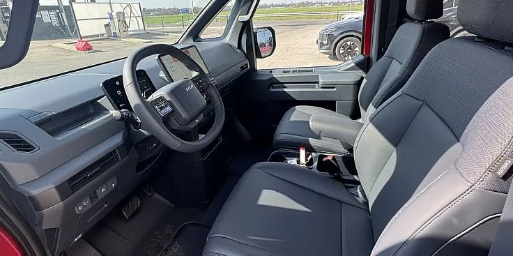 Zunanja slika - KIA PV5 - 71.2 kWh baterija 120 kW 163 KS  Quantum - 10