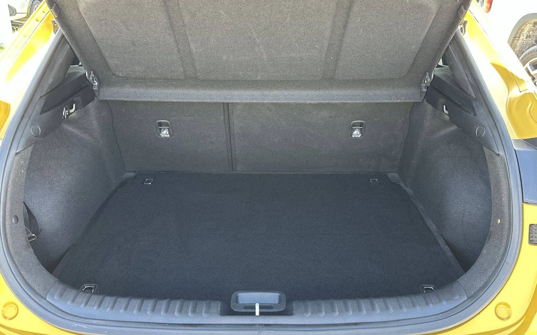 Notranja slika - KIA XCeed - 1.5 T-GDI EX WAY - 12