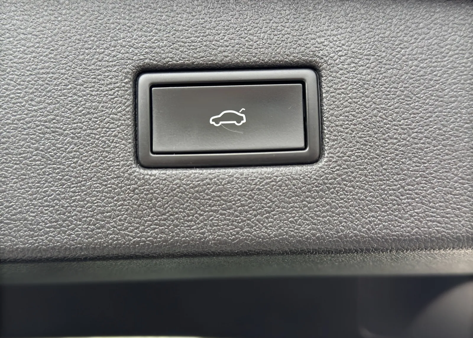 Zunanja slika - Volkswagen Tiguan - 2,0 TDI DSG - 16