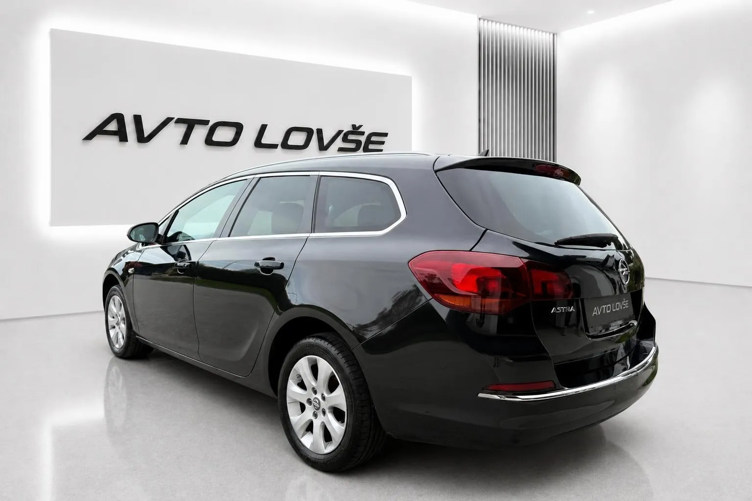 Zunanja slika - Opel Astra - Sports Tourer 1.6 CDTI Cosmo-ALU-NAVI-LED-ODLIČNA - 5