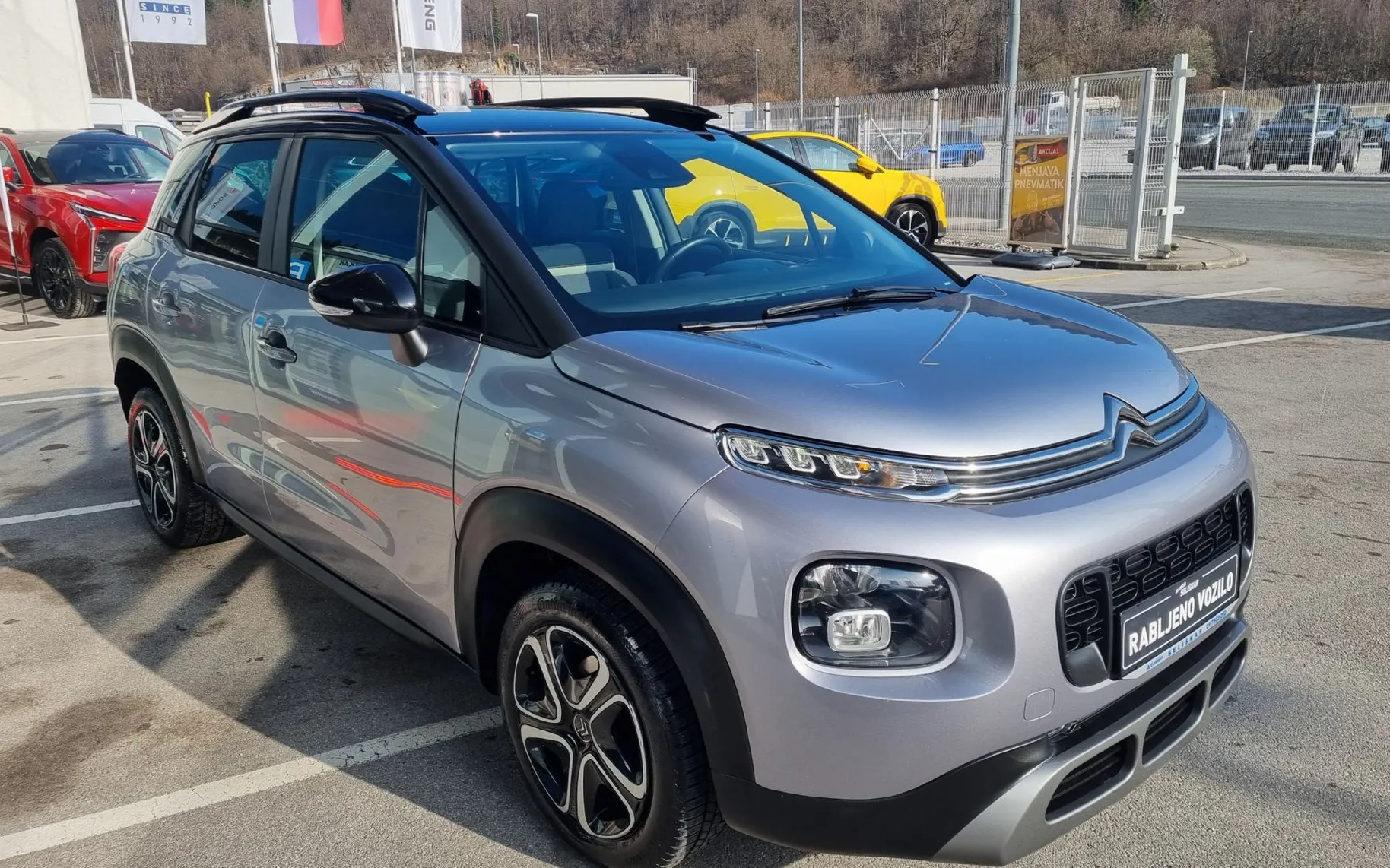 Zunanja slika - Citroën C3 Aircross - Feel 1.5 BlueHDi  - SLOVENSKO POREKLO + 2.LASTNIK - 3