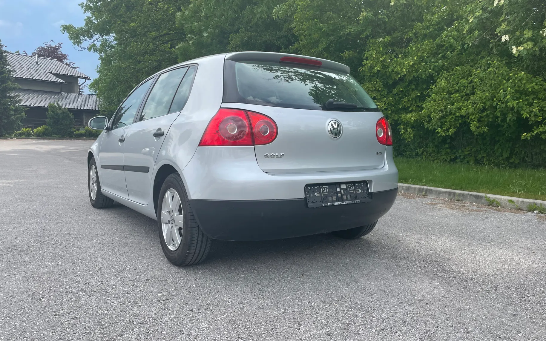 Zunanja slika - VW Golf - 1.9 TDI Comfortline 77  105 - 4