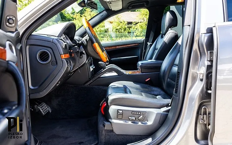 Zunanja slika - Porsche Cayenne - S 4.8 V8 - 10