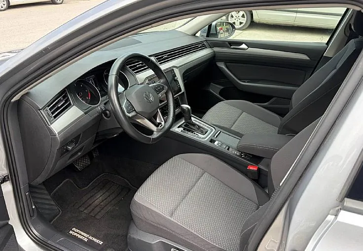 Zunanja slika - Volkswagen Passat - Variant 2.0 TDI BMT SCR Business DSG ZELO LEPO OHRANJEN - 8