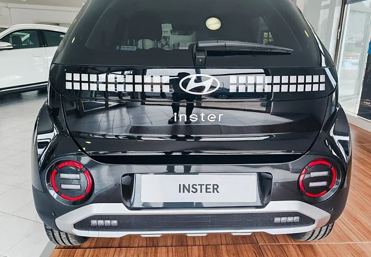 Zunanja slika - Hyundai Inster - 42 KWH STYLE-AKT.TEMP-APPLE-DAB-KAMERA-VIDEO - 5
