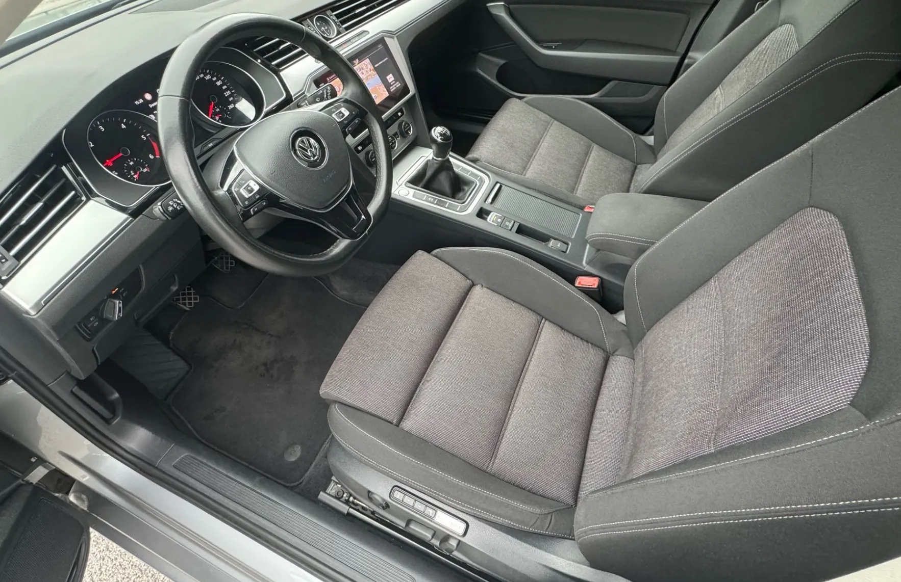 Zunanja slika - Volkswagen Passat - Variant 2.0 TDI Comfortline Led žarometi - 8