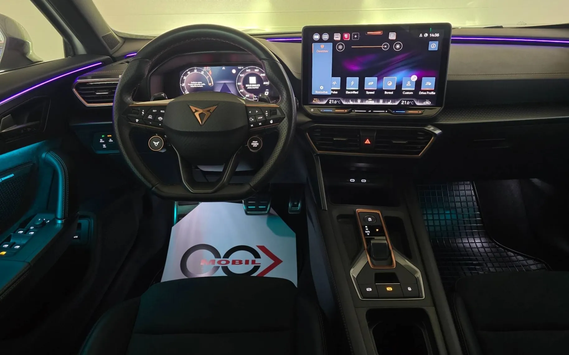 Notranja slika - Cupra Formentor - 1.5 eTSI DSG - Matrix.360kam.Sennheiser.DCC.ALU19 - 11