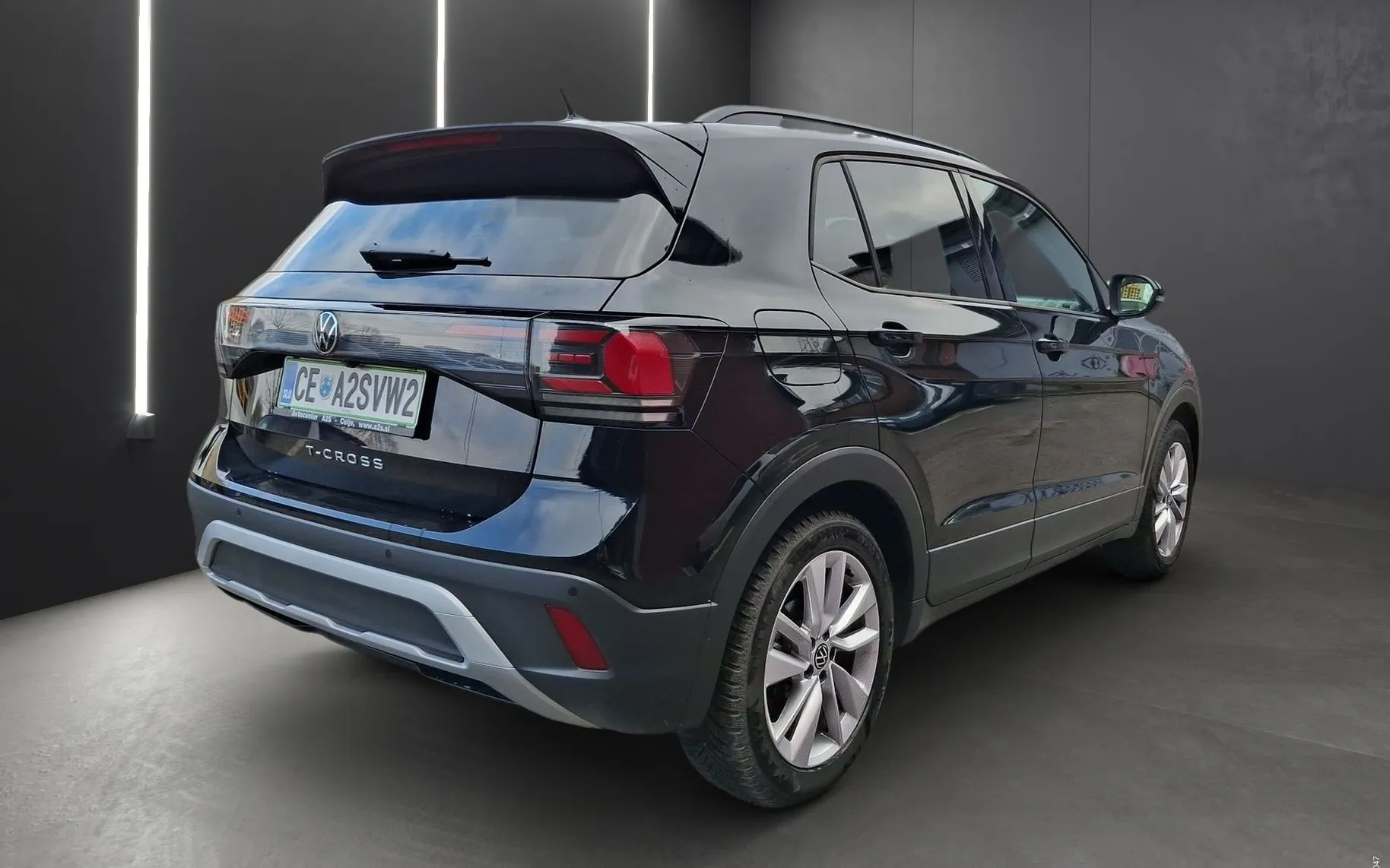 Zunanja slika - Volkswagen T-Cross - 1.0 TSI 4ALL 115KM - 3