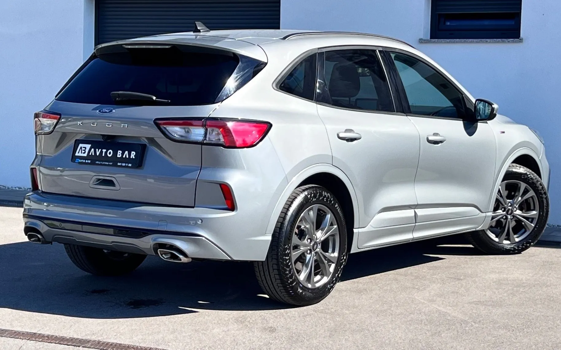 Notranja slika - Ford Kuga - 1.5+ ST-Line+SLO+1.LAST+KAMERA+LED - 7