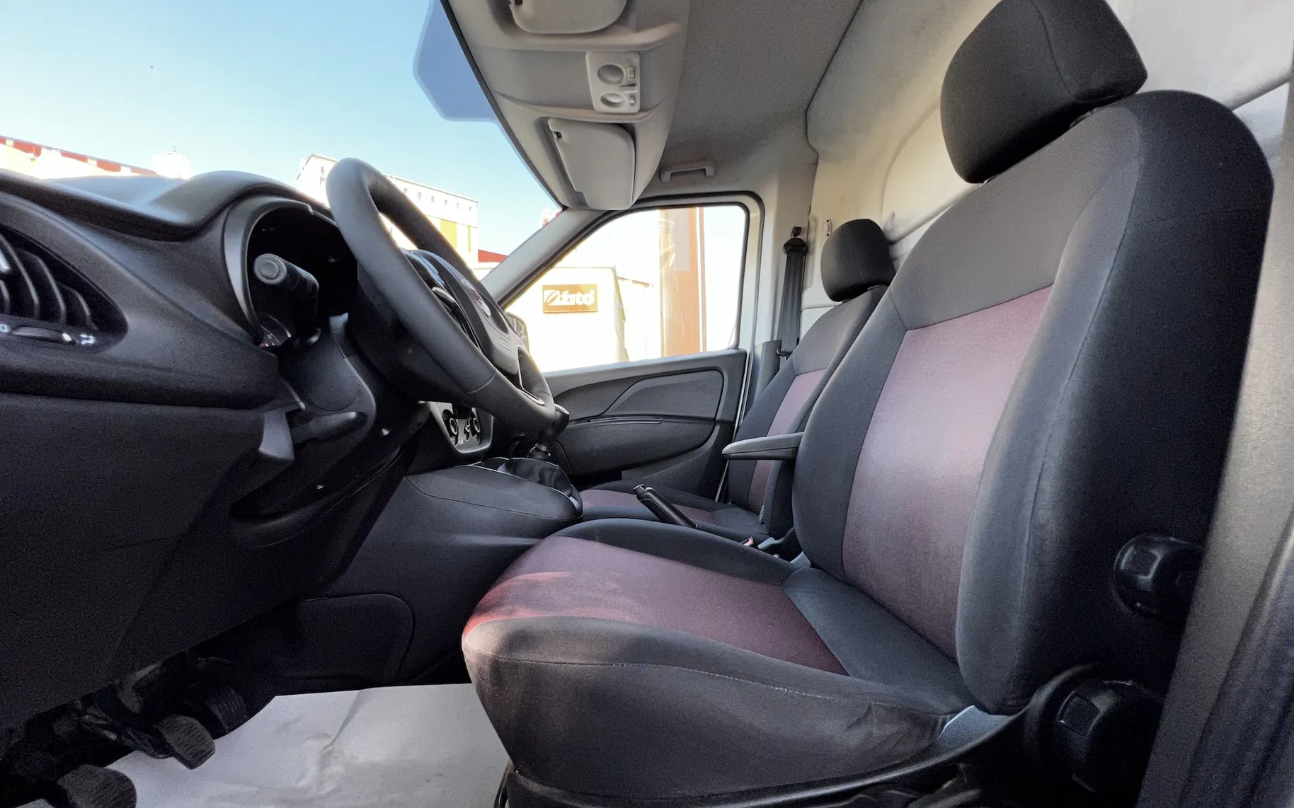 Zunanja slika - Fiat Doblo - CARGO 1.3 MULTIJET SX POVRAČILO DDV  IZOLIRAN TOV - 8