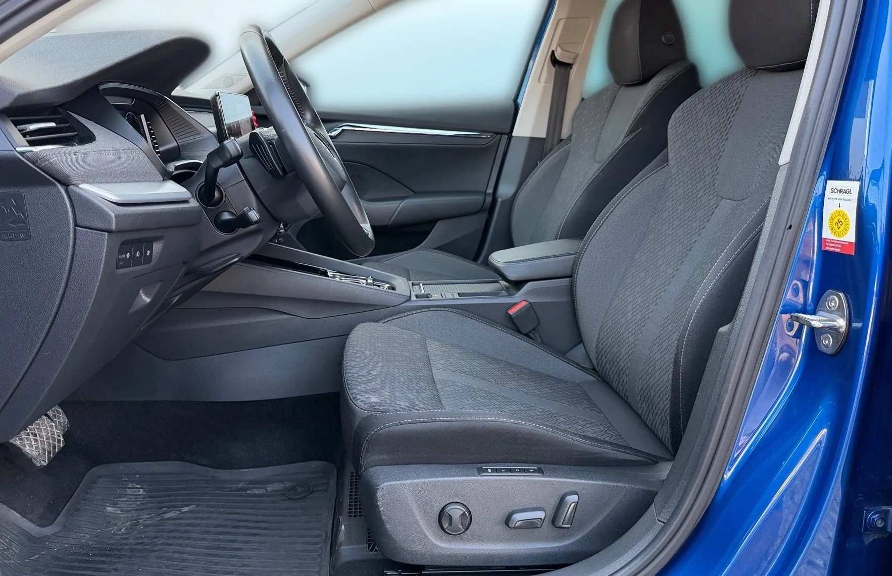 Zunanja slika - Škoda Octavia - 2.0 TDI Style DSG-Matrix-DCC-ACC-Vlečna kljuka - 7