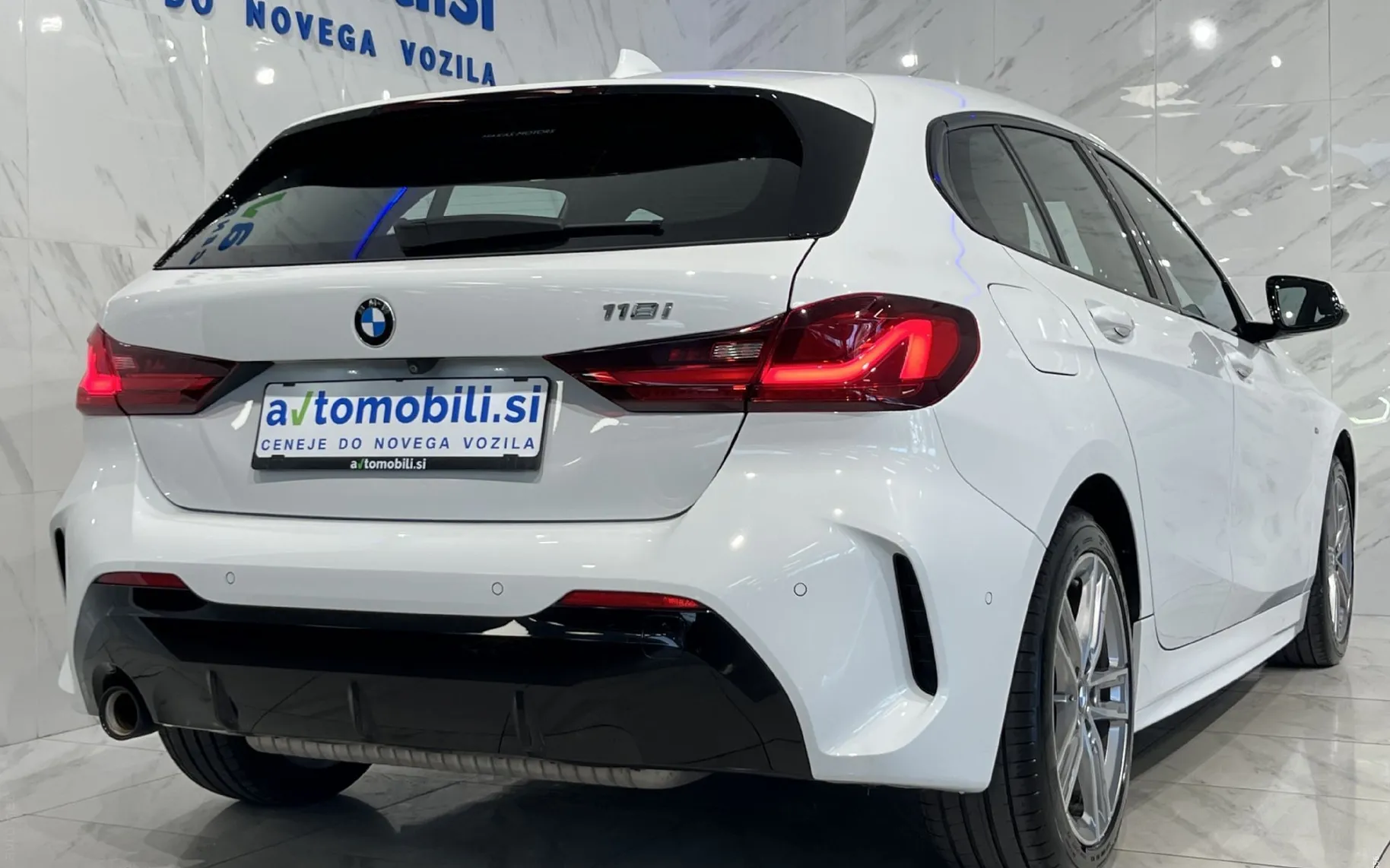 Zunanja slika - BMW serija 1: - 118i |M-Sport|Led|Kamera|PDC|Ambient|Virtual| - 6