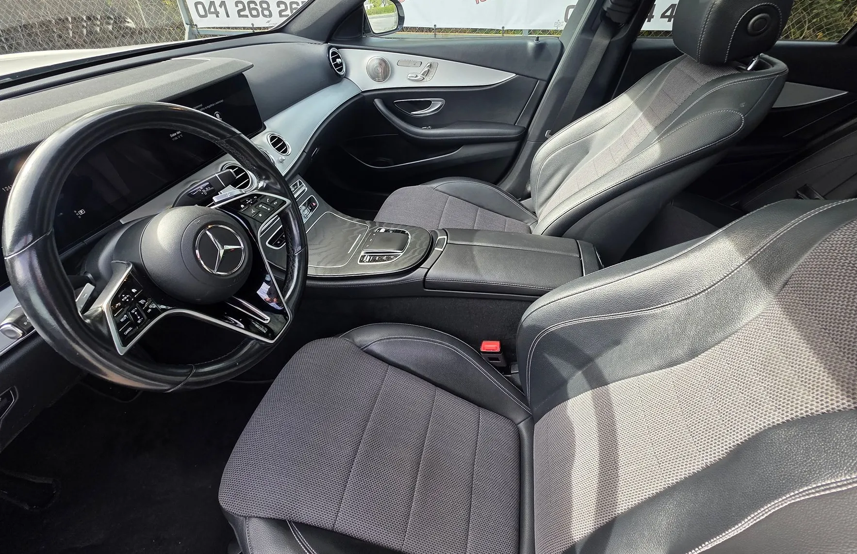 Zunanja slika - Mercedes-Benz E-Razred - E 220 d 4MATIC AMG AVT. LED-VIRTUAL-KAMERA-MEMORY - 11