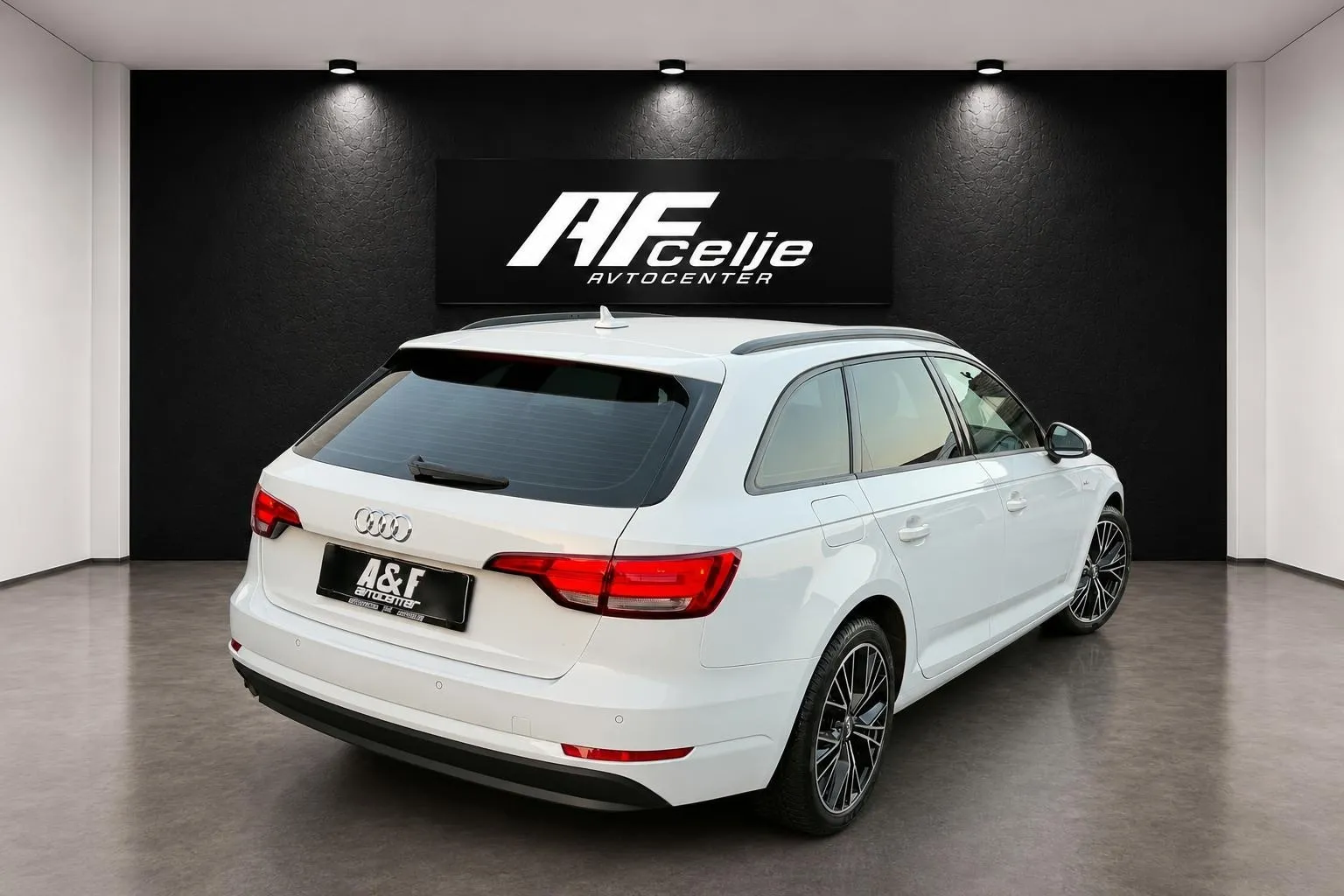 Zunanja slika - Audi A4 Avant - 2.0 TDI-XENON LED-LIZING ZA TUJCE - 4