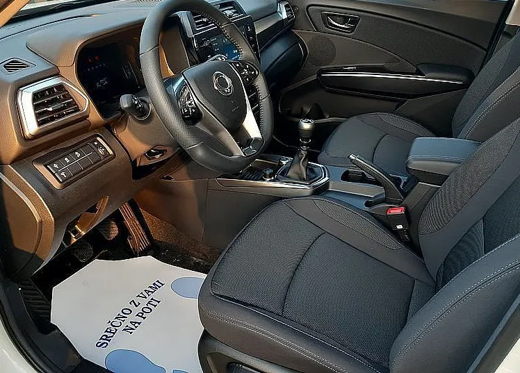 Zunanja slika - SsangYong Tivoli - 1.5 GDI-T - 6