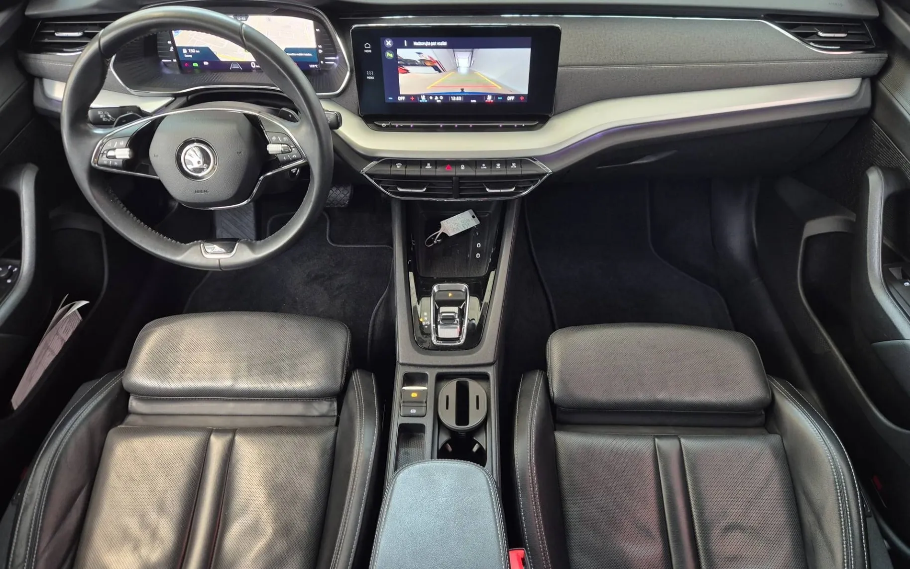 Notranja slika - Škoda Octavia - Combi 2.0 TDI Style DSG... - 8