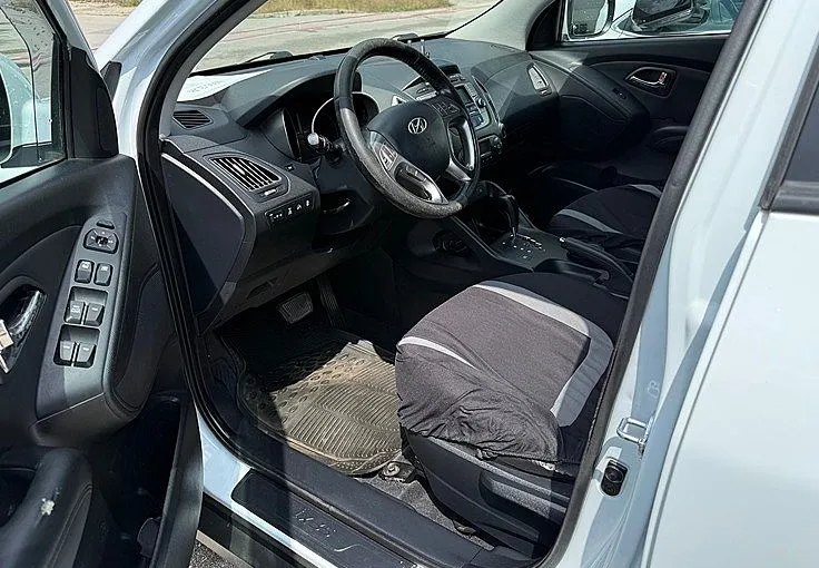 Zunanja slika - Hyundai ix35 - 4WD 2.0 CRDi - 7