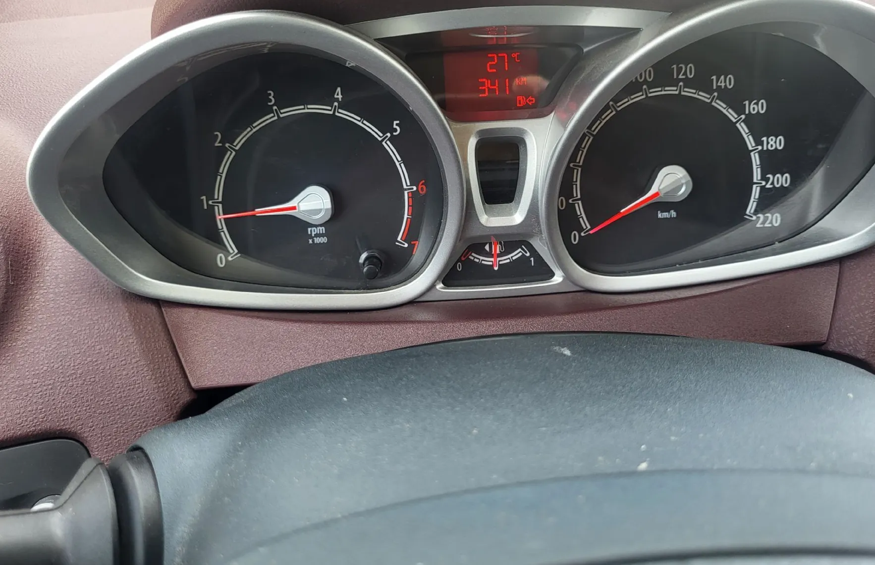 Zunanja slika - Ford Fiesta - 1.4 16V slo-1last-acc-tempomat-el.paket-servisiran - 9