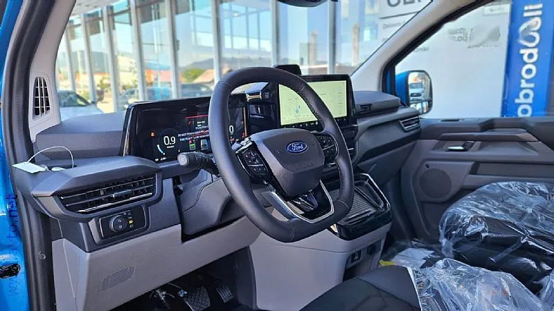 Zunanja slika - Ford E-Transit Custom - 2.0 TDCi L2H1 Titanium X Avt. akcijska ponudba - 3