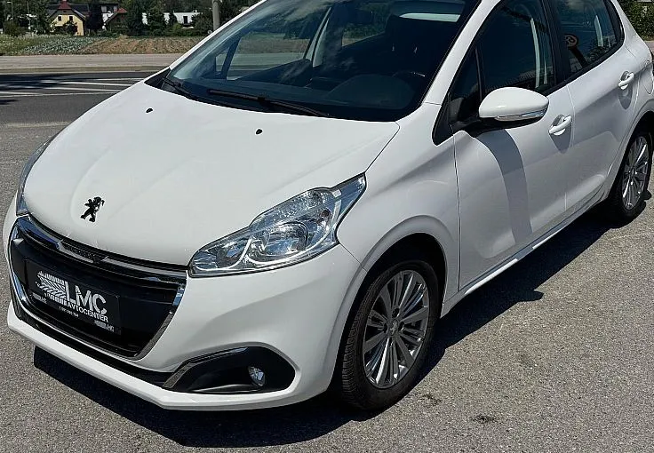 Zunanja slika - Peugeot 208 - 1.5 BlueHDi 102ks °6-PRESTAV° °OPRAVLJEN SERVIS° - 1