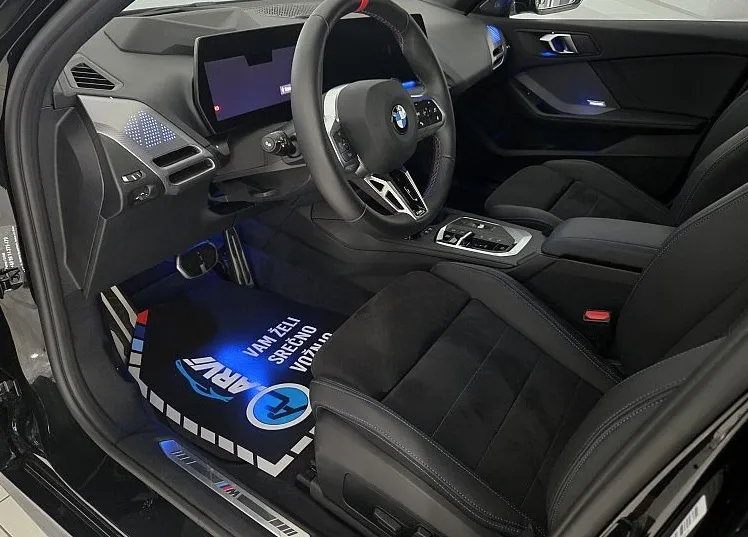 Zunanja slika - BMW Serija 1 - : M135i xDrive-RADAR-KEY-LED-HARMAN-HUD-KAM360 - 8