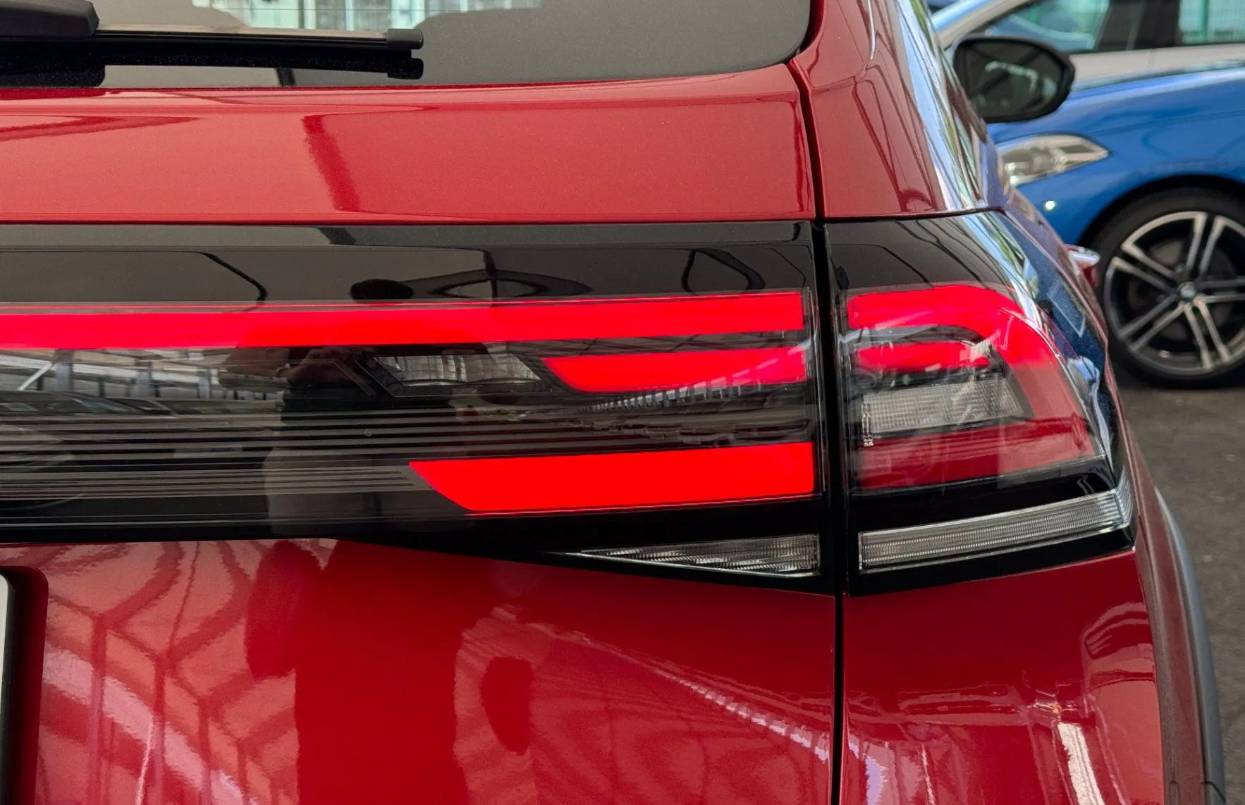 Zunanja slika - Volkswagen Taigo - R-Line 1.0 TSI DSG KEYLESS-KAMERA-VIRTUAL - 5