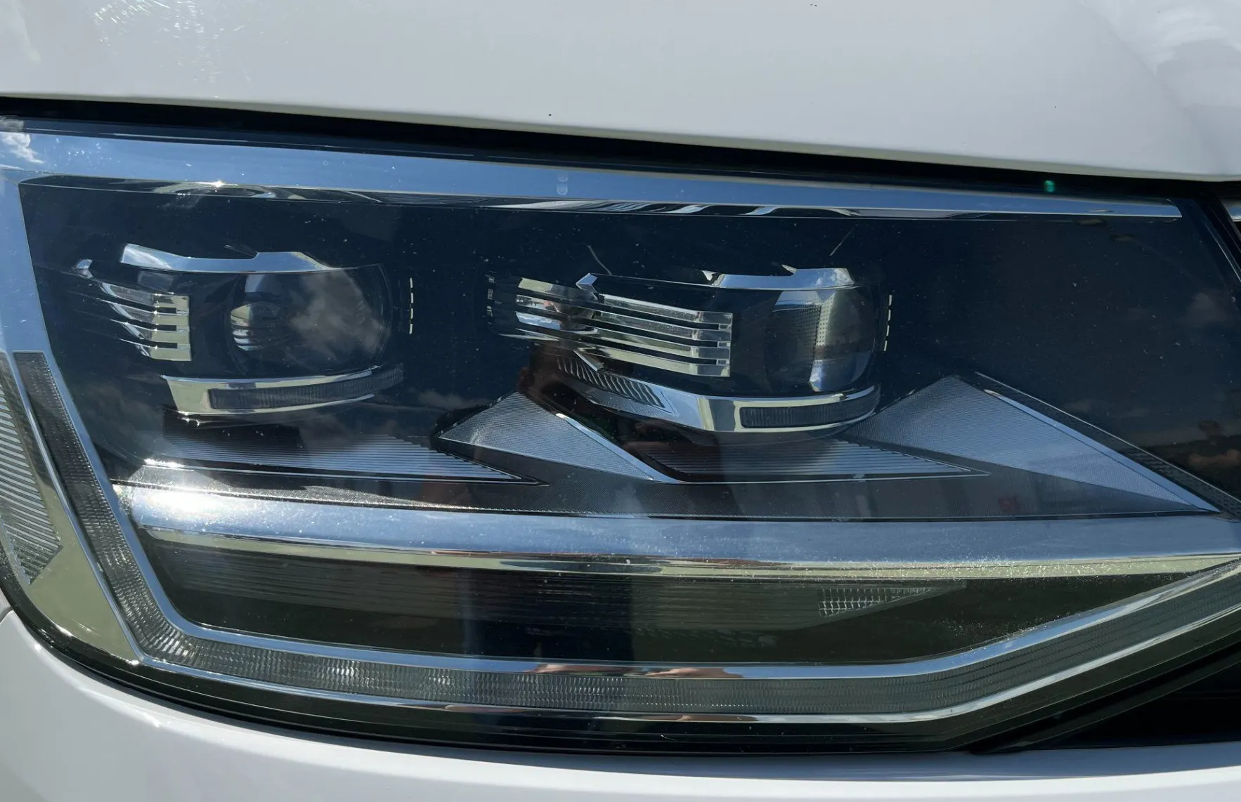 Zunanja slika - Volkswagen Multivan - 2.0 TDI DMR Comfortline DSG. LED. NAVI. 2X PDC. - 4