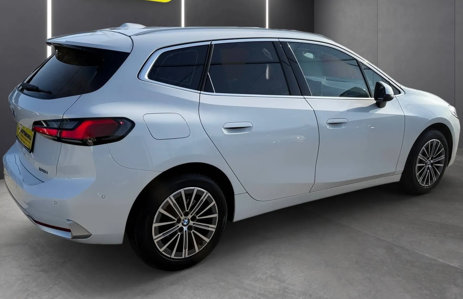 Zunanja slika - BMW Serija 2 - Active Tourer: 218i FULL LED NAVI KAMERA TEMPOMAT USNJE - 9