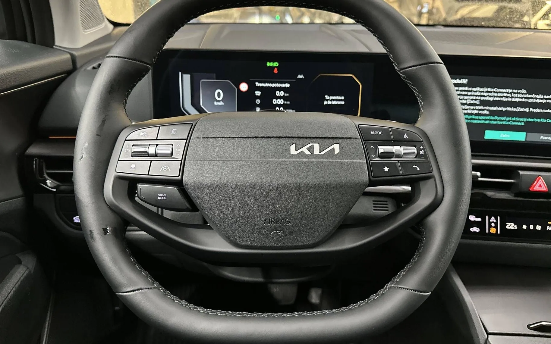 Notranja slika - KIA Sportage - 1.6 T-GDI EX Style ISG DCT - 14