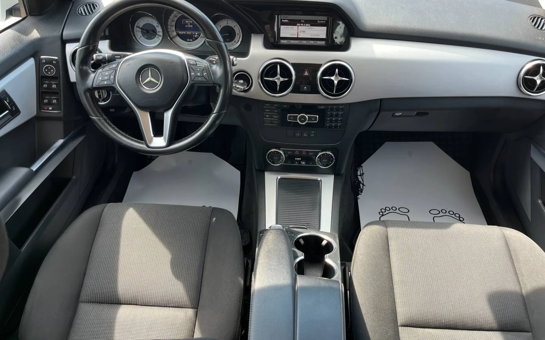 Notranja slika - Mercedes-Benz GLK-Razred - GLK 200 CDI-1 LASTNIK-LED-NAVI-19 COL-ODLIČEN... - 7